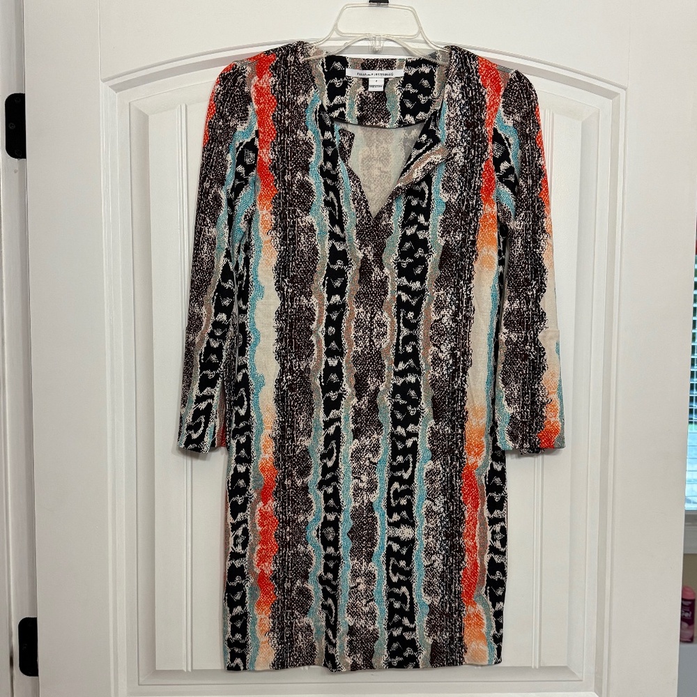 Diane Von Furstenberg Reina 2 Snake Skin Silk shift dress, Size 2